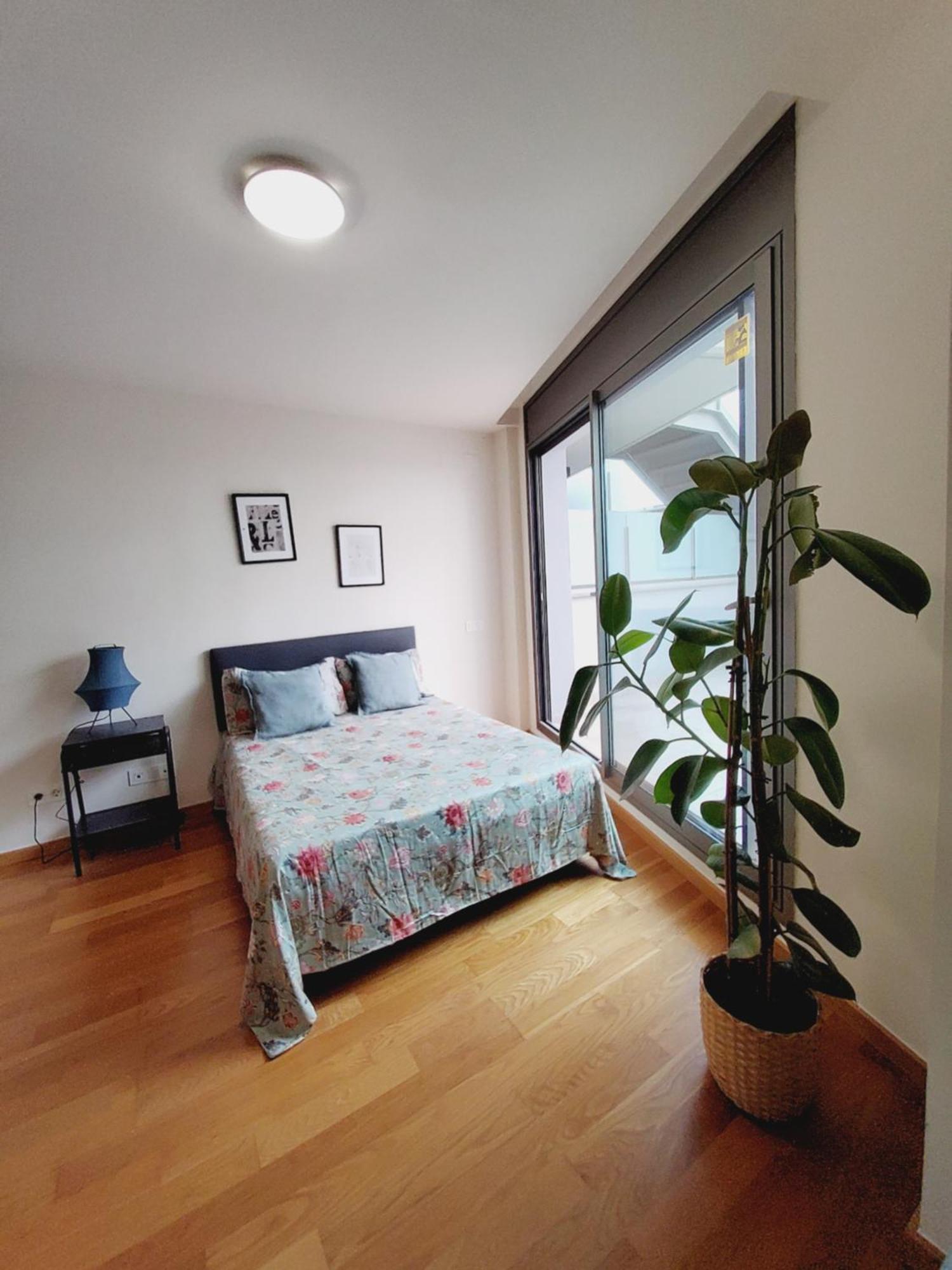 Nice Duplex Apartment Барселона Екстериор снимка